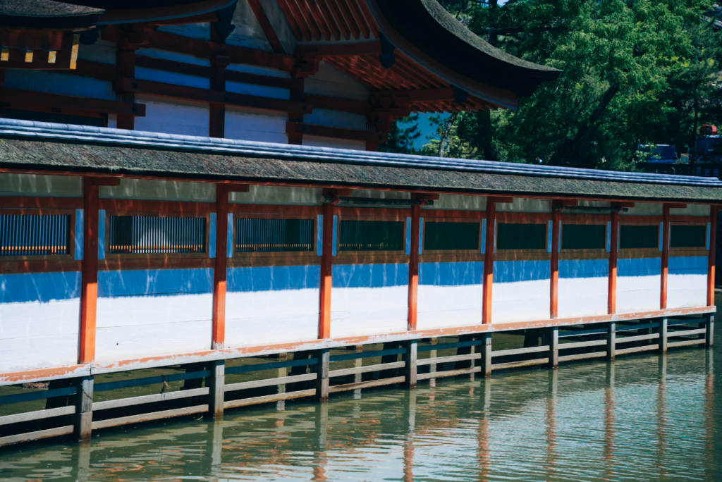 厳島神社